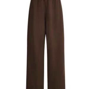 SKIMS NWT Fleece Boyfriend Sweatpants, Espresso in XS or in XL